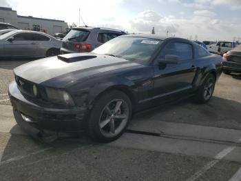  Salvage Ford Mustang