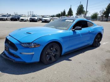  Salvage Ford Mustang