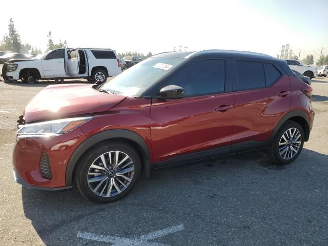  Salvage Nissan Kicks