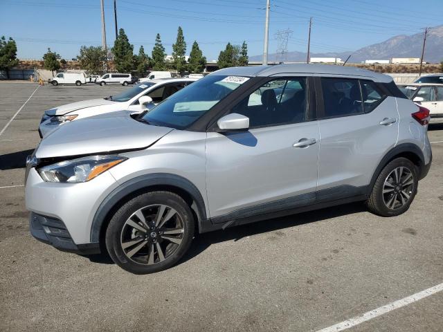  Salvage Nissan Kicks