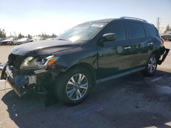  Salvage Nissan Pathfinder