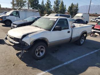  Salvage Chevrolet S-10