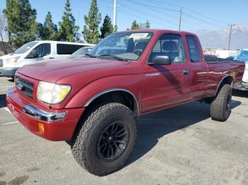  Salvage Toyota Tacoma