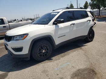  Salvage Jeep Compass