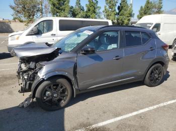  Salvage Nissan Kicks