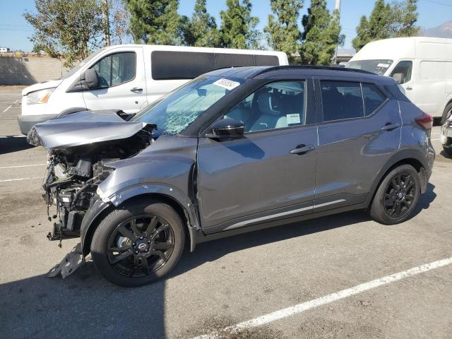  Salvage Nissan Kicks