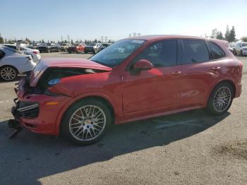  Salvage Porsche Cayenne