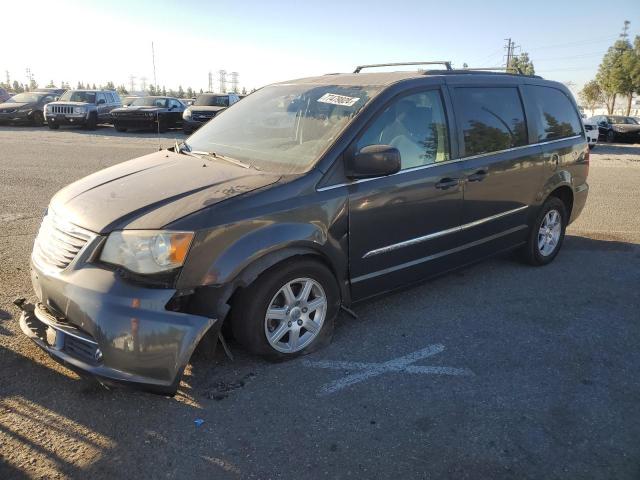  Salvage Chrysler Minivan