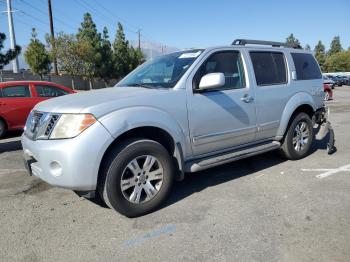  Salvage Nissan Pathfinder