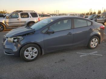  Salvage Kia Forte