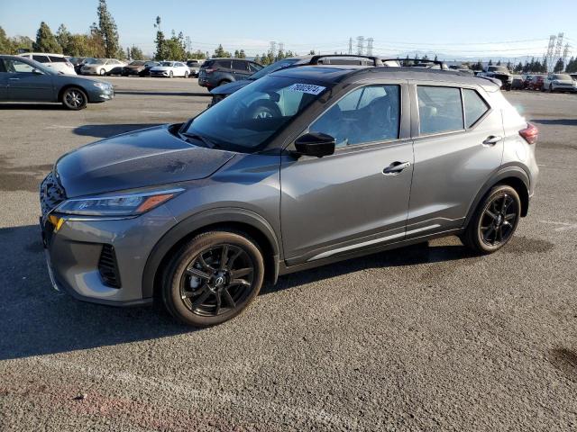  Salvage Nissan Kicks