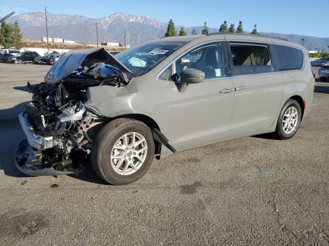  Salvage Chrysler Pacifica