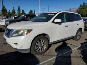  Salvage Nissan Pathfinder