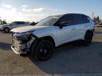  Salvage Toyota RAV4