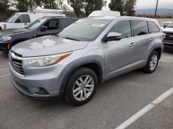  Salvage Toyota Highlander