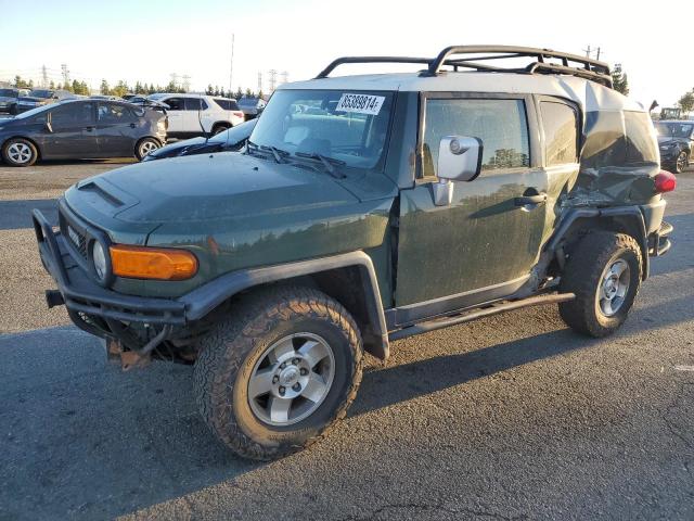  Salvage Toyota FJ Cruiser