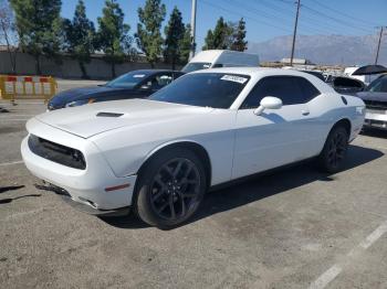  Salvage Dodge Challenger