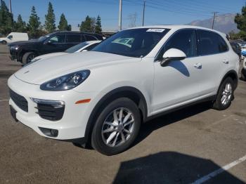  Salvage Porsche Cayenne