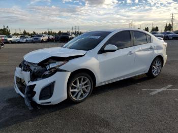  Salvage Mazda 3