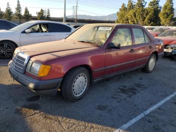  Salvage Mercedes-Benz 260-Class