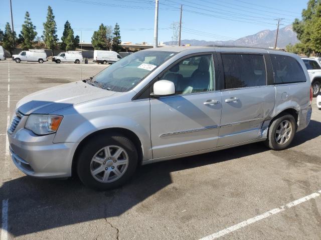  Salvage Chrysler Minivan