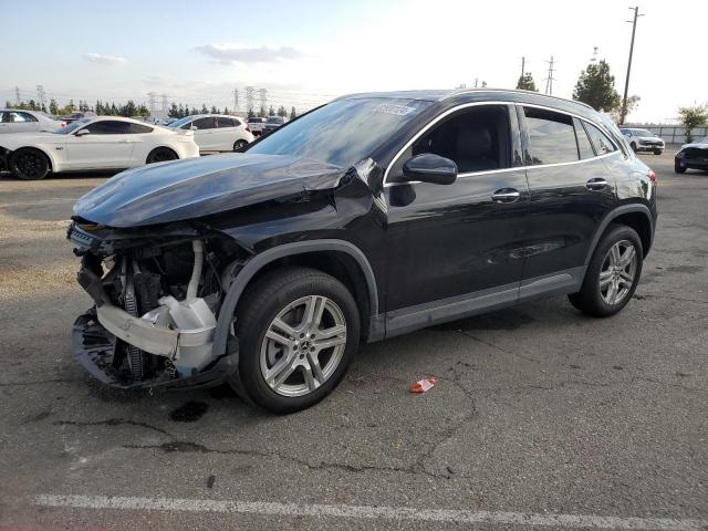  Salvage Mercedes-Benz GLA