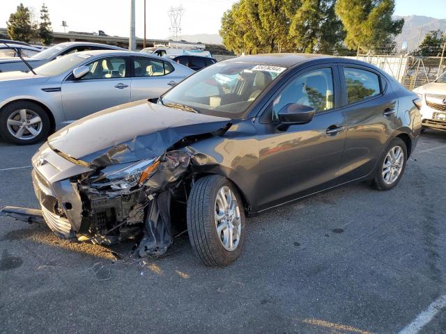  Salvage Toyota Yaris