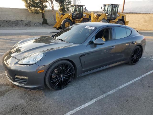  Salvage Porsche Panamera