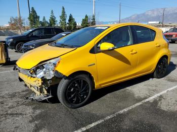  Salvage Toyota Prius