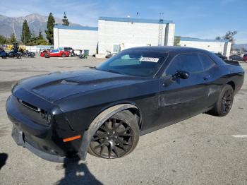  Salvage Dodge Challenger