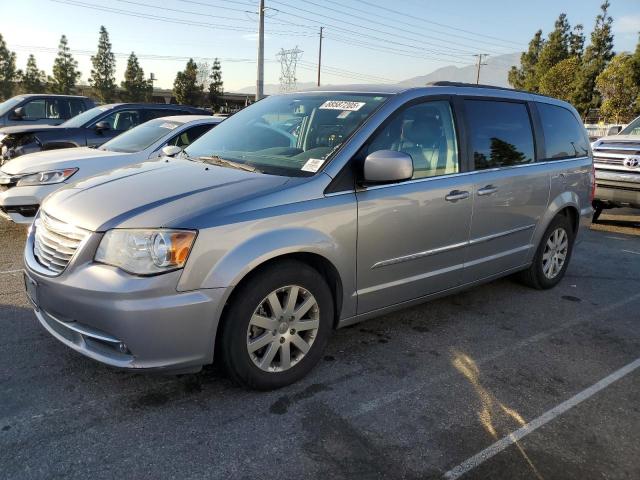  Salvage Chrysler Minivan