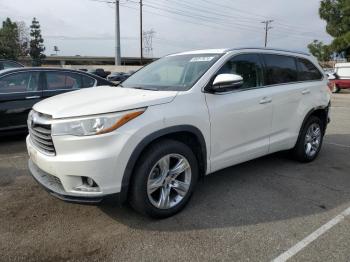  Salvage Toyota Highlander