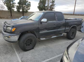  Salvage Toyota Tundra