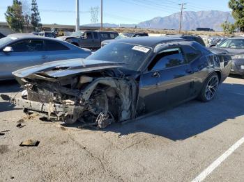  Salvage Dodge Challenger