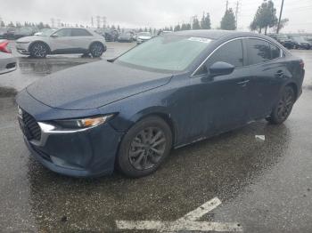  Salvage Mazda 3