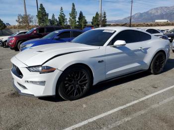  Salvage Ford Mustang