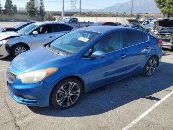  Salvage Kia Forte