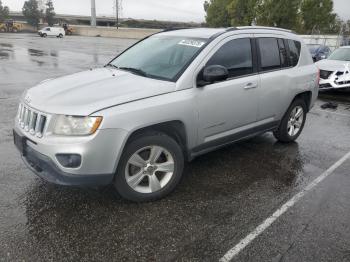  Salvage Jeep Compass