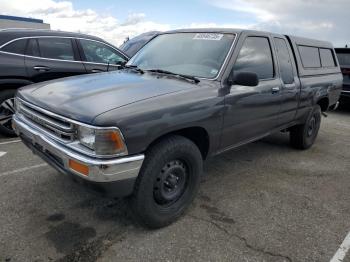  Salvage Toyota Pickup