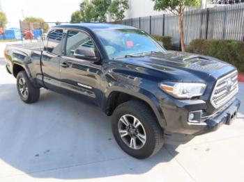  Salvage Toyota Tacoma