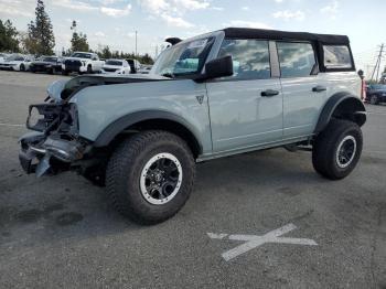  Salvage Ford Bronco