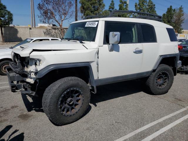  Salvage Toyota FJ Cruiser