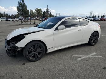  Salvage Hyundai Genesis