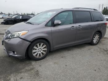  Salvage Toyota Sienna