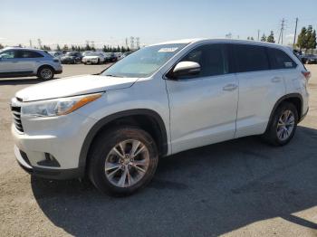  Salvage Toyota Highlander