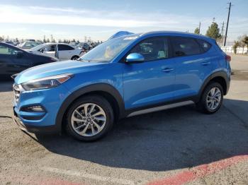  Salvage Hyundai TUCSON