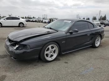  Salvage Ford Mustang