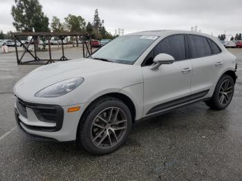  Salvage Porsche Macan Base