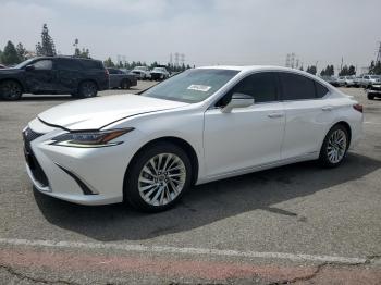  Salvage Lexus Es