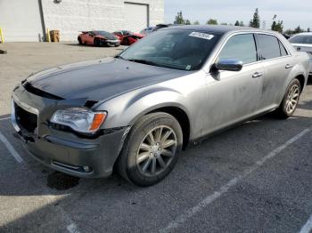  Salvage Chrysler 300